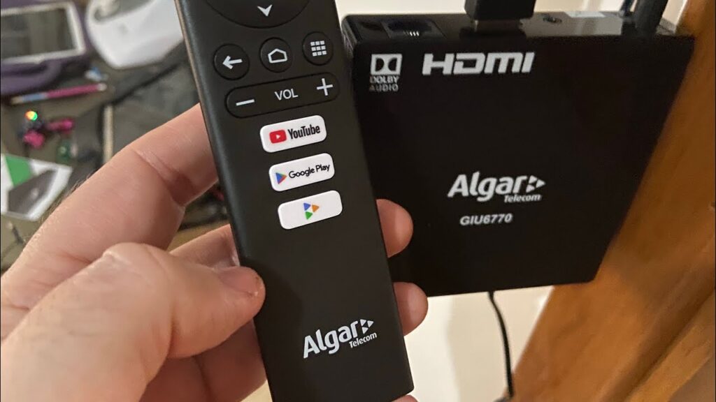 Algar Telecom GIU6770 remote control and tv box 